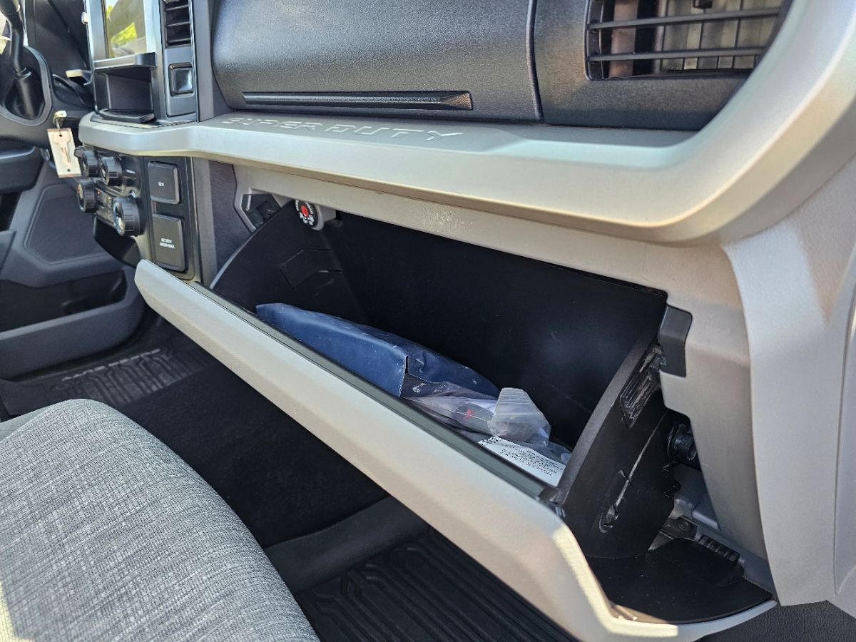 2023 Ford F-350 XLT photo 8