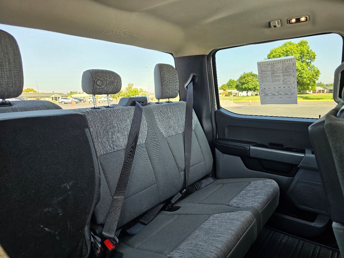 2023 Ford F-350 XLT photo 9