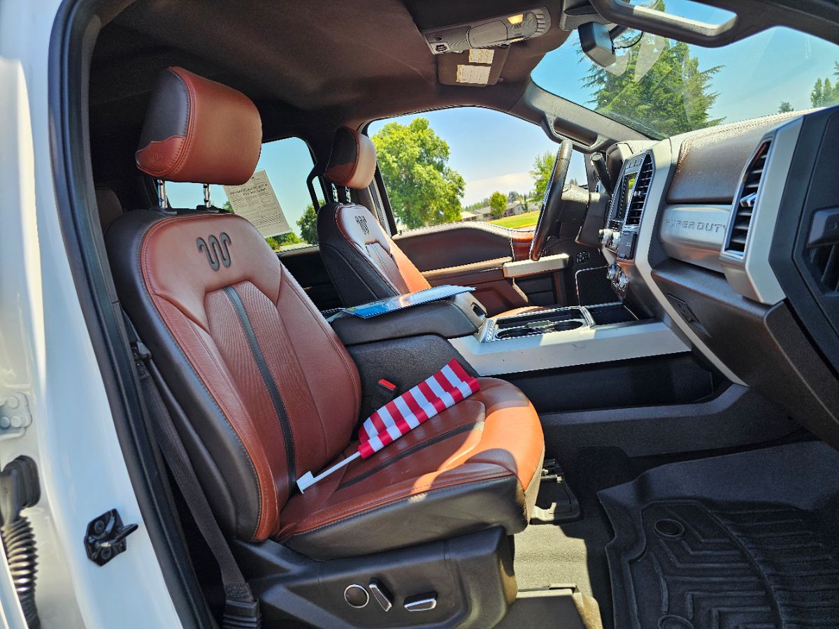 2021 Ford F-350 King Ranch photo 7