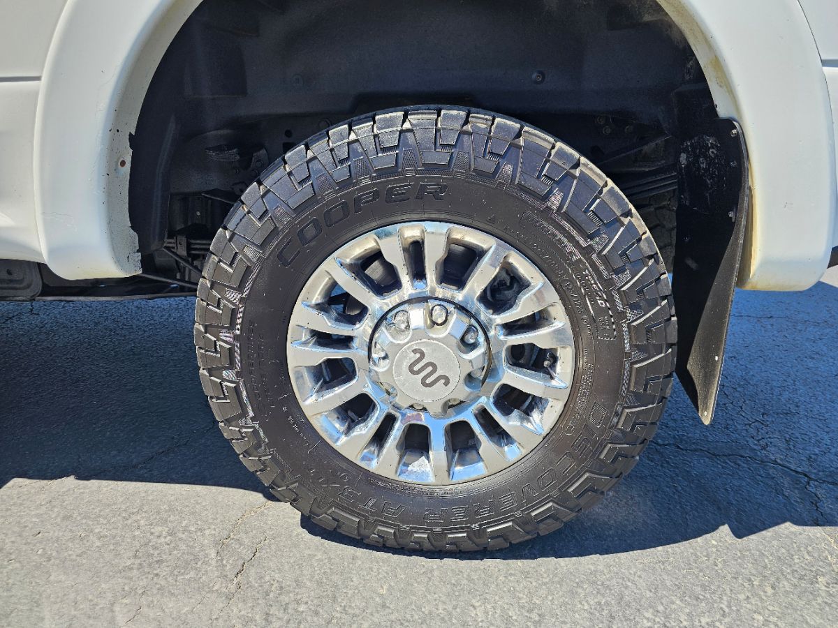 2021 Ford F-350 King Ranch photo 16