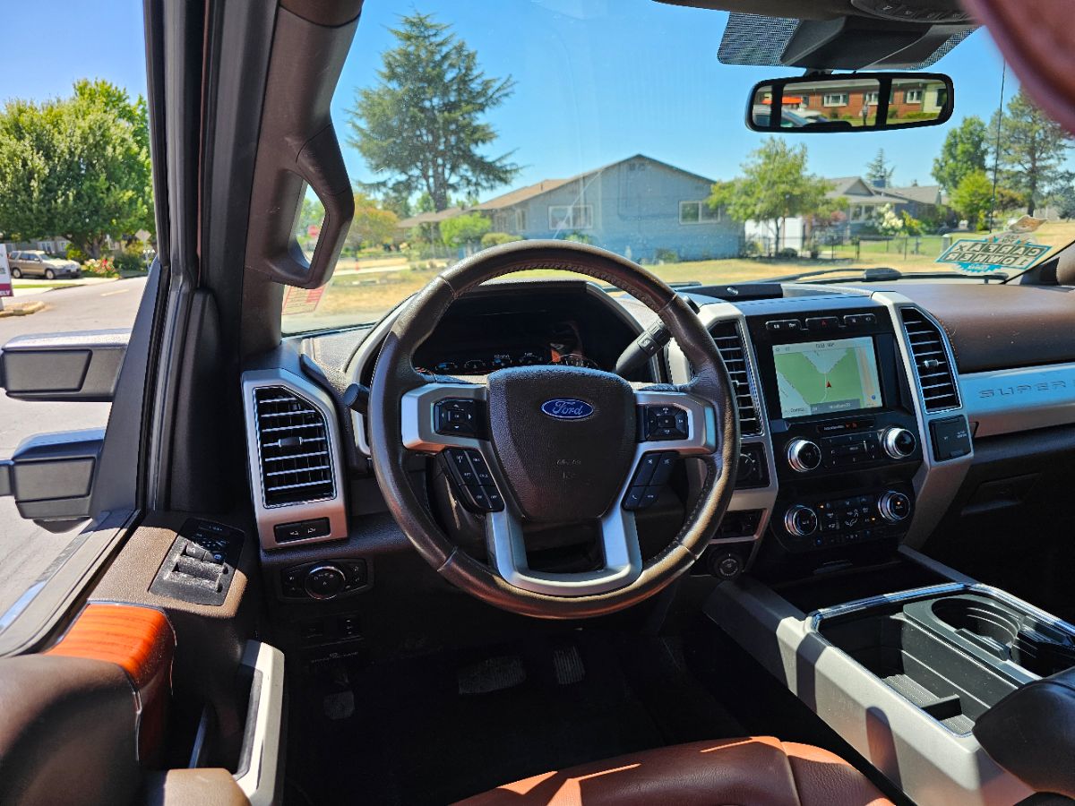 2021 Ford F-350 King Ranch photo 18
