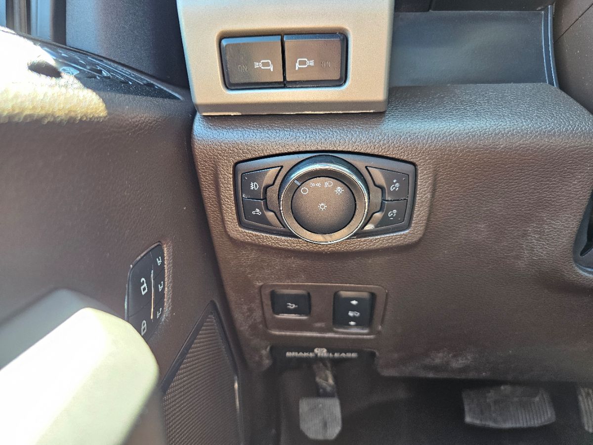 2021 Ford F-350 King Ranch photo 25