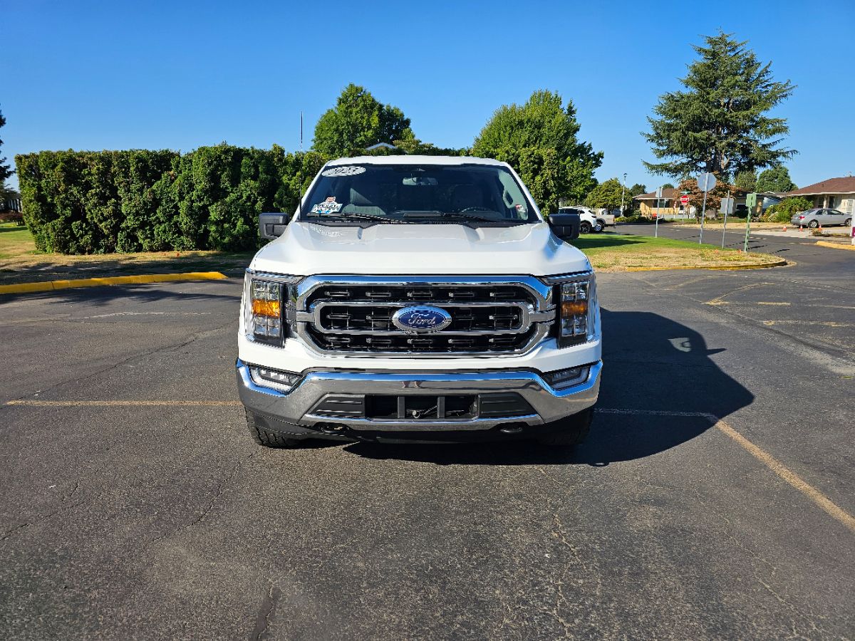 2023 Ford F-150 XLT photo 3