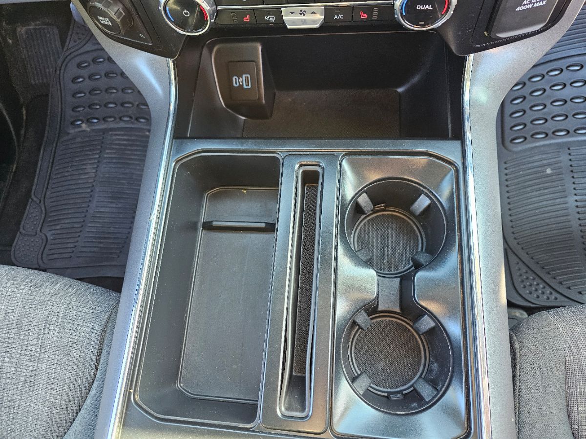 2023 Ford F-150 XLT photo 9