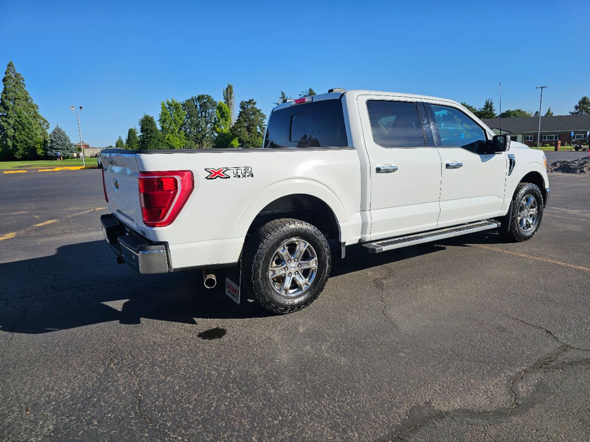 2023 Ford F-150 XLT photo 13