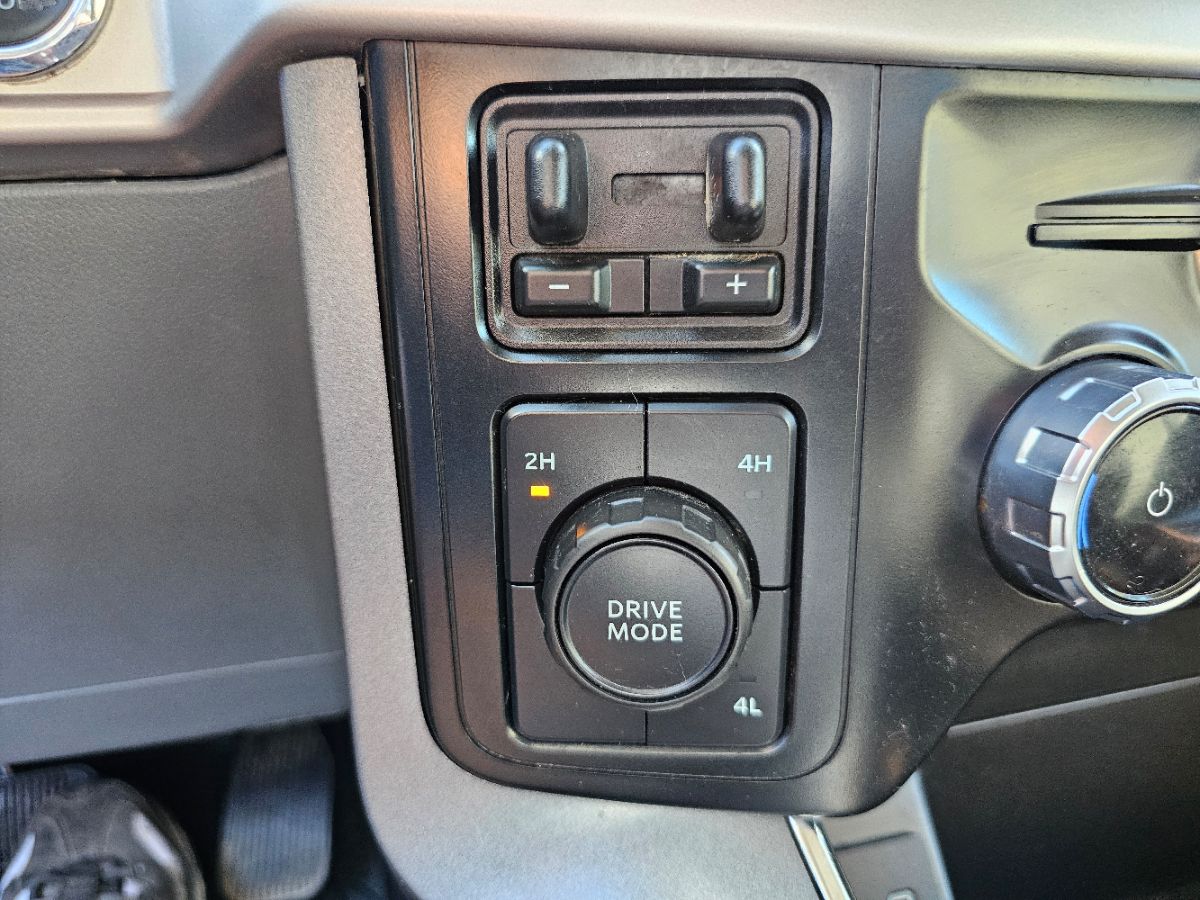 2023 Ford F-150 XLT photo 23