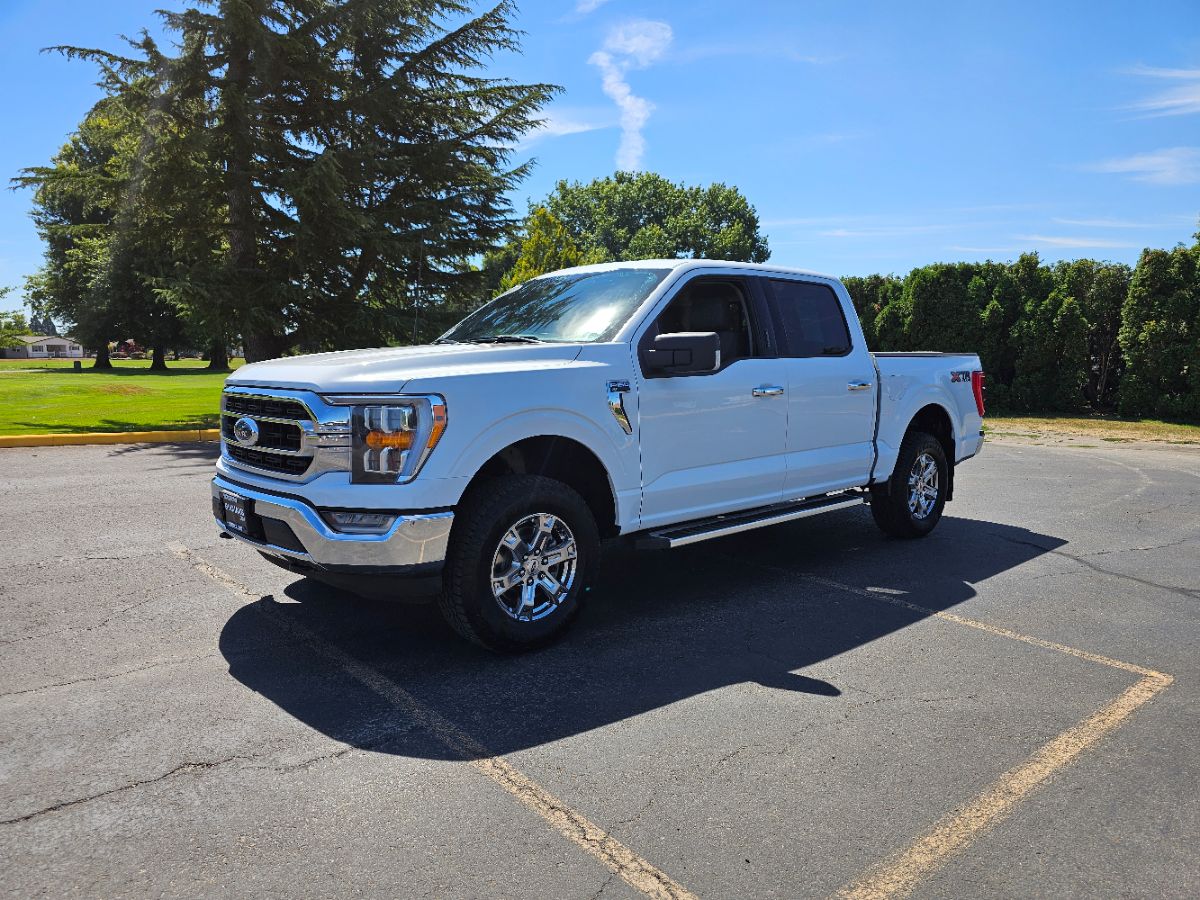 2022 Ford F-150 XLT photo 2
