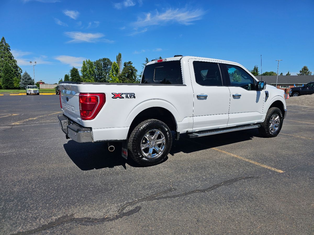 2022 Ford F-150 XLT photo 13
