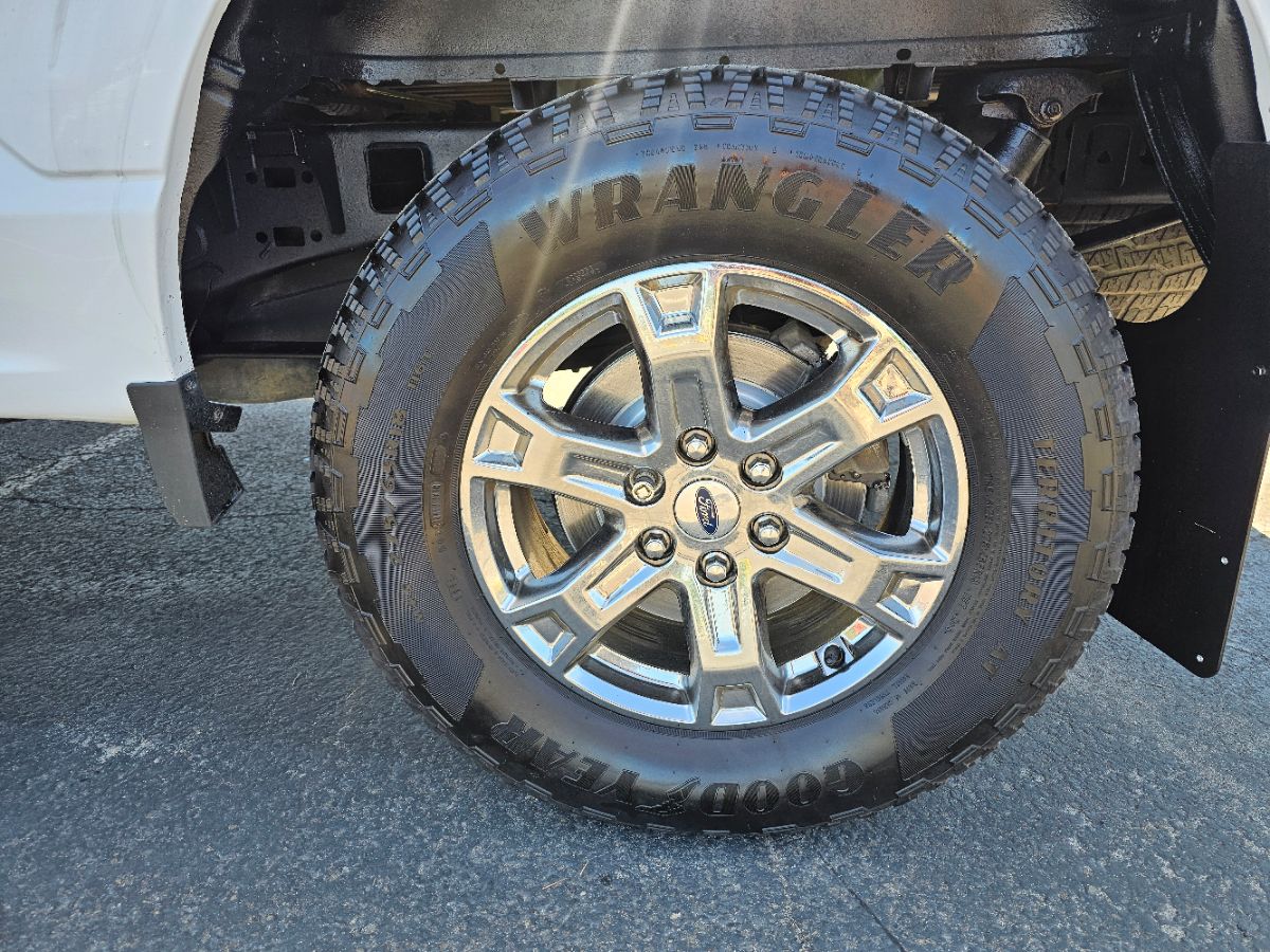 2022 Ford F-150 XLT photo 16