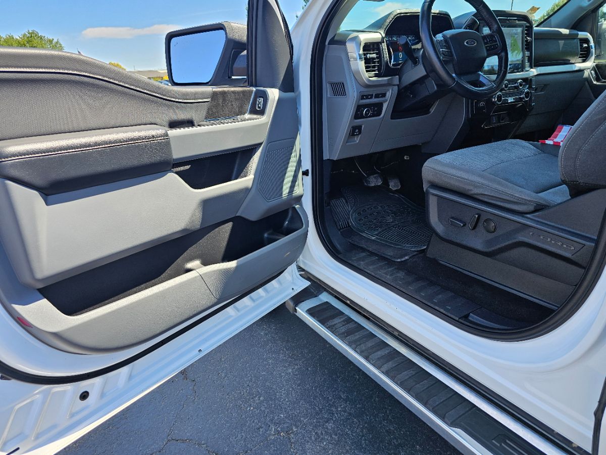 2022 Ford F-150 XLT photo 18