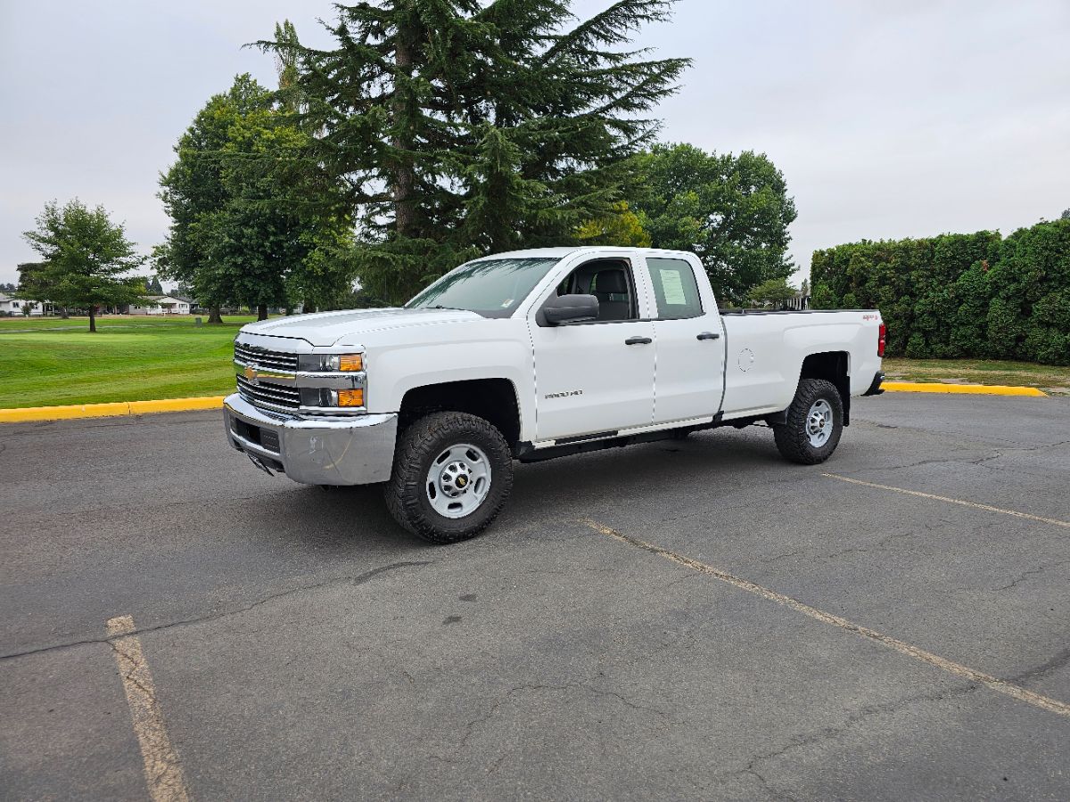 2017 Chevrolet Silverado Work Truck LS Base photo 3