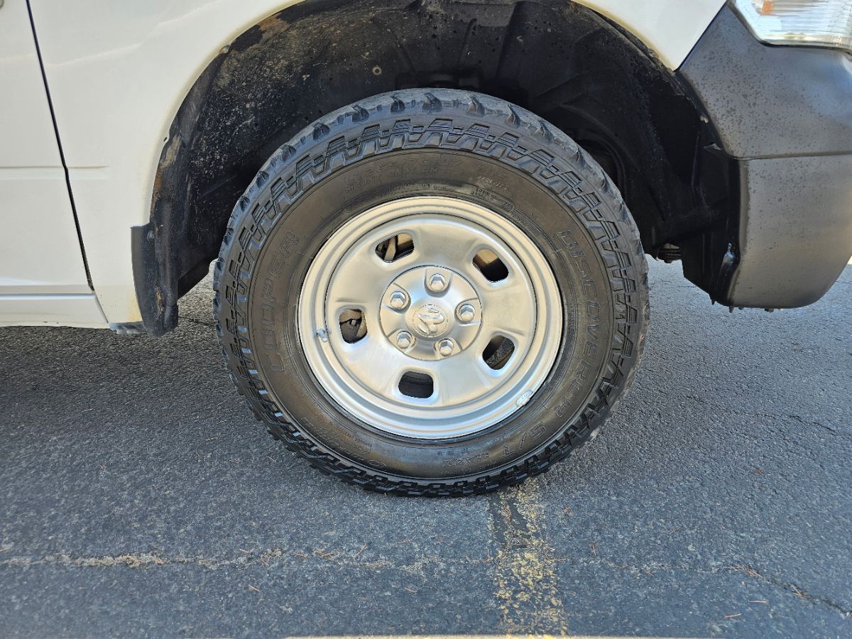 2016 Ram 1500 Tradesman photo 6