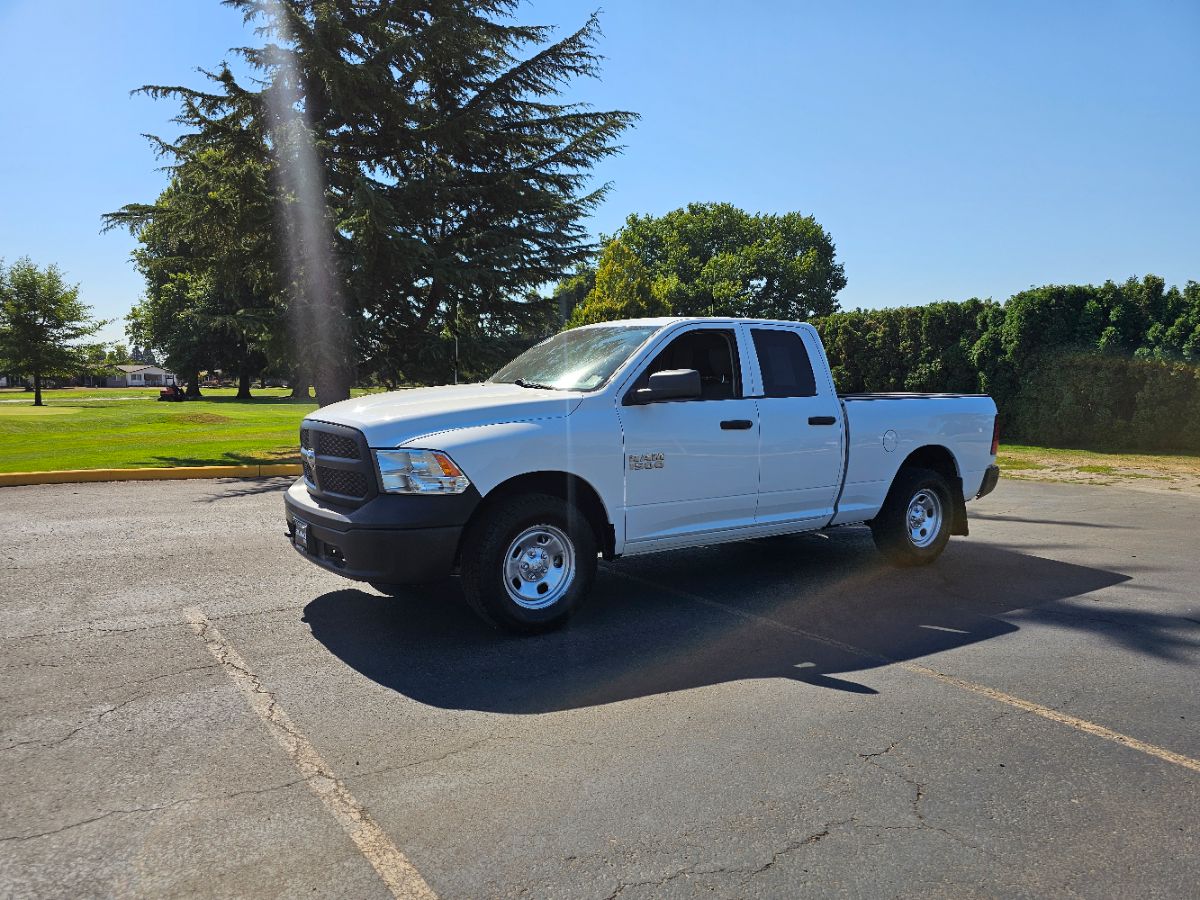 2015 Ram 1500 Tradesman photo 2
