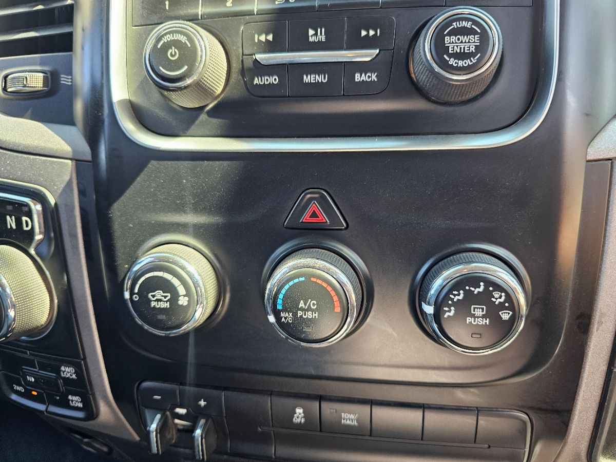 2015 Ram 1500 Tradesman photo 8