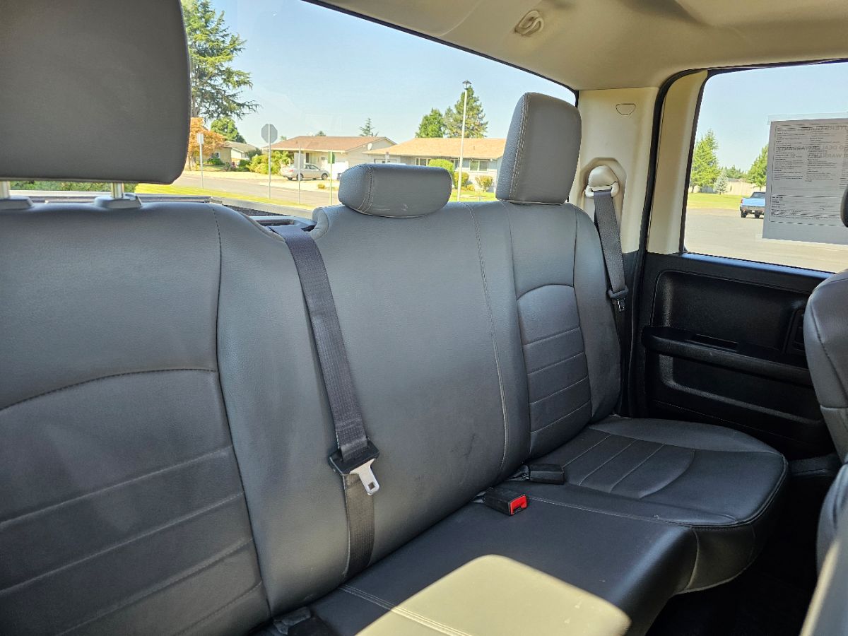 2015 Ram 1500 Tradesman photo 11