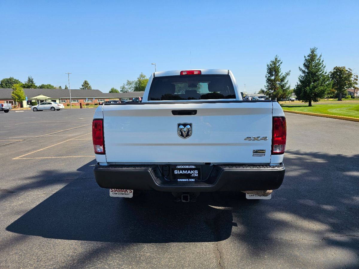 2015 Ram 1500 Tradesman photo 13