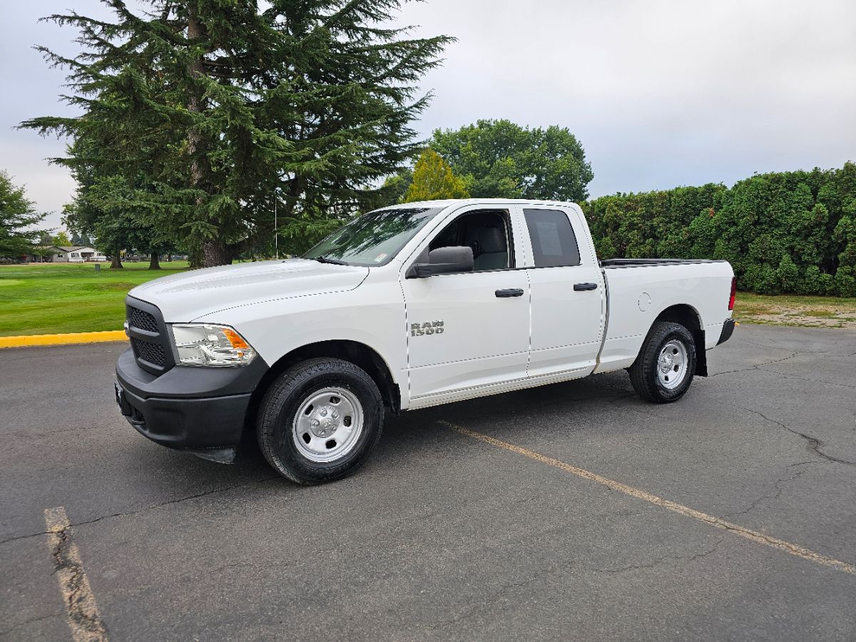 2015 Ram 1500 Tradesman photo 2