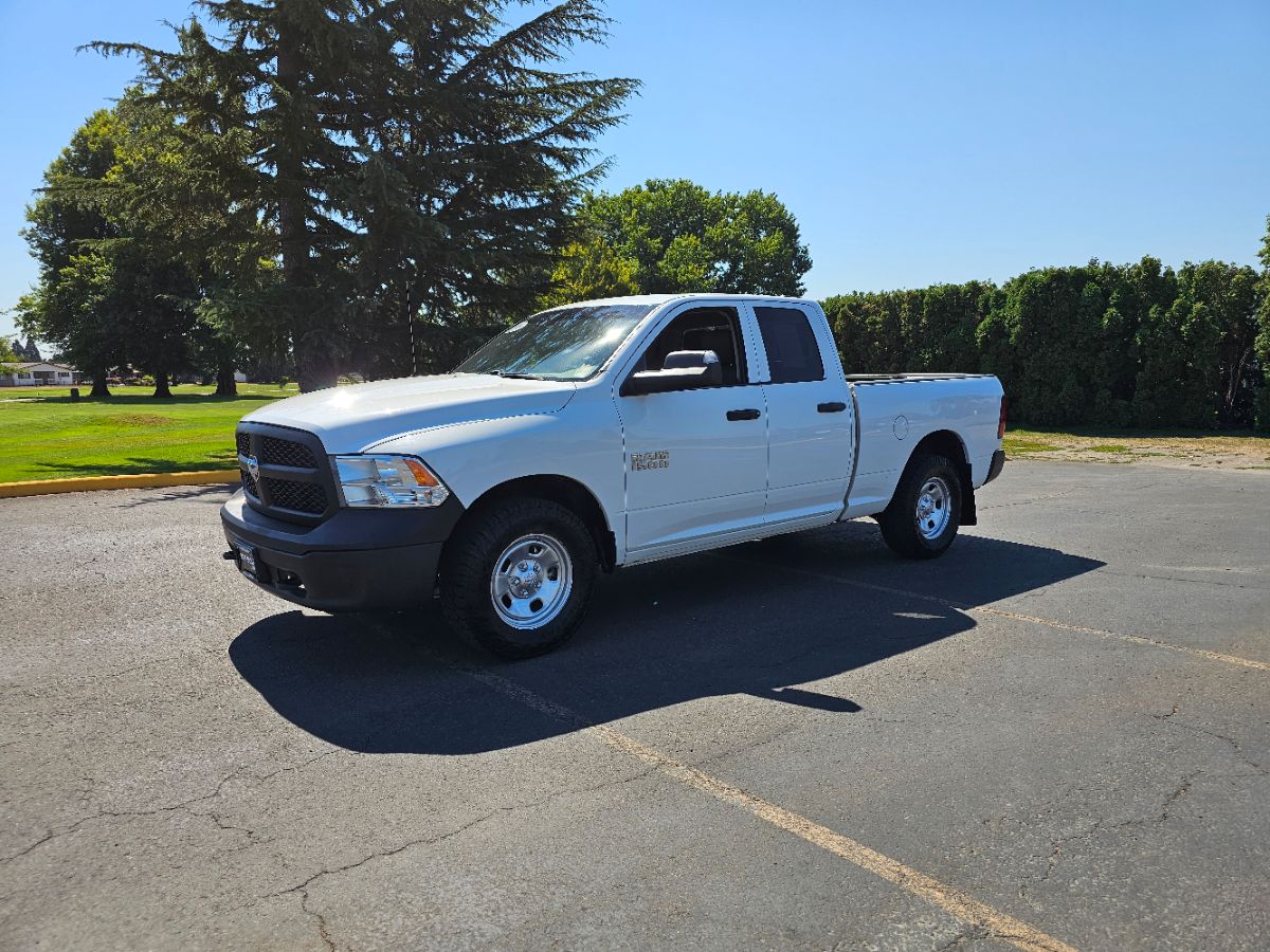 2016 Ram 1500 Tradesman photo 2