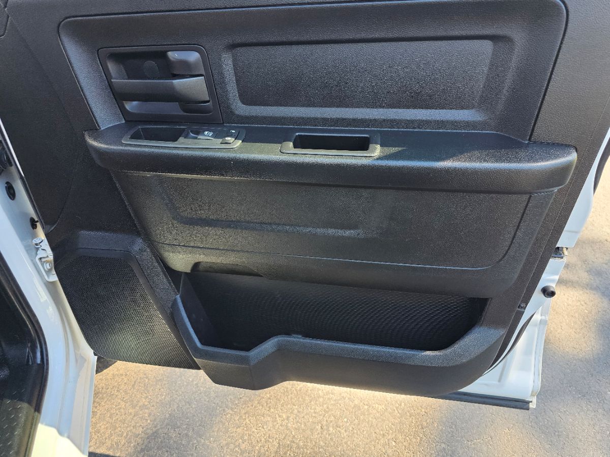 2016 Ram 1500 Tradesman photo 12