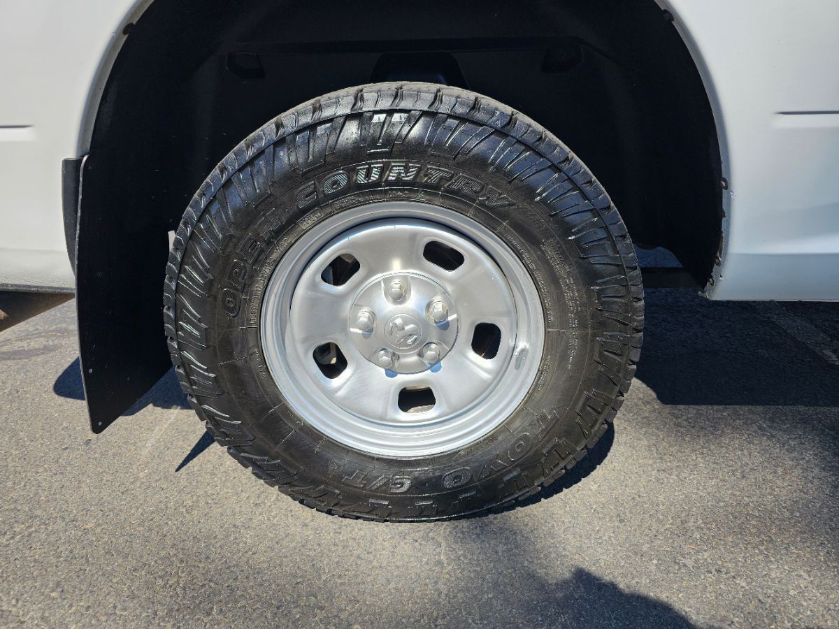 2016 Ram 1500 Tradesman photo 14