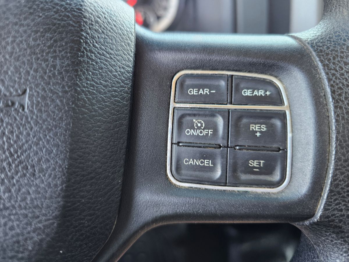 2016 Ram 1500 Tradesman photo 25