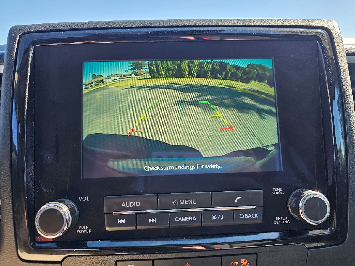 2024 Nissan Frontier SV photo 2