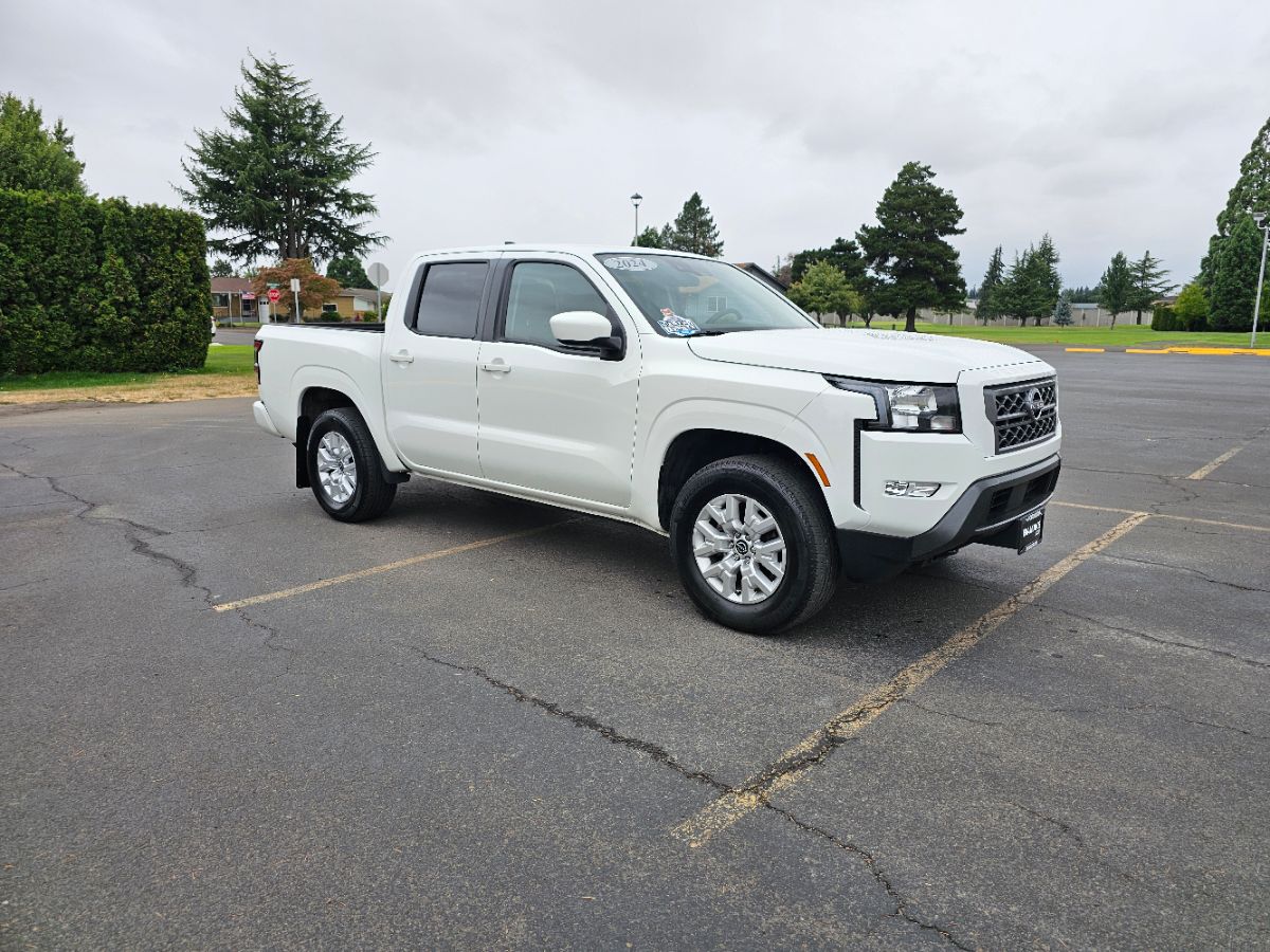 2024 Nissan Frontier SV photo 5
