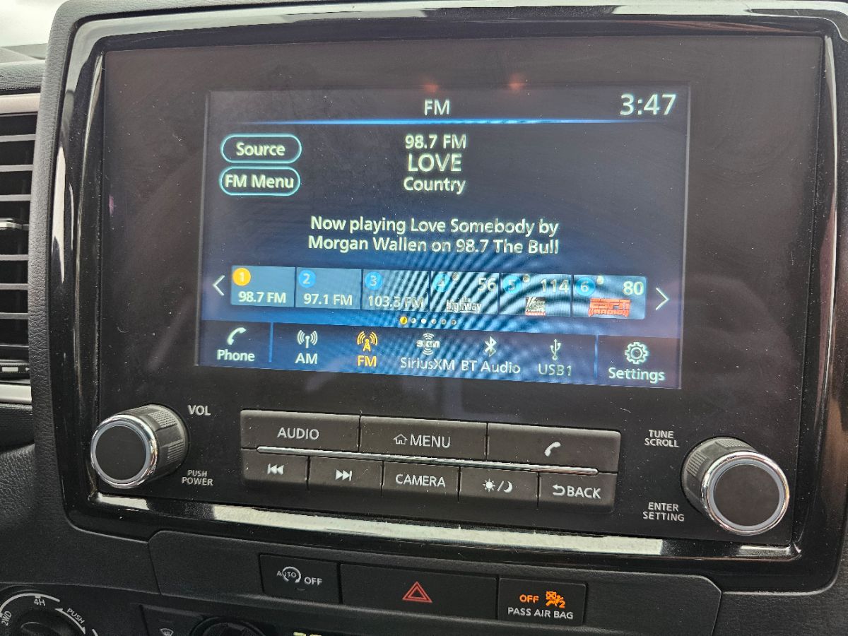 2024 Nissan Frontier SV photo 8