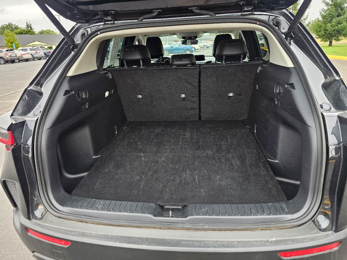 2025 Mazda CX-50 2.5 S Preferred photo 17