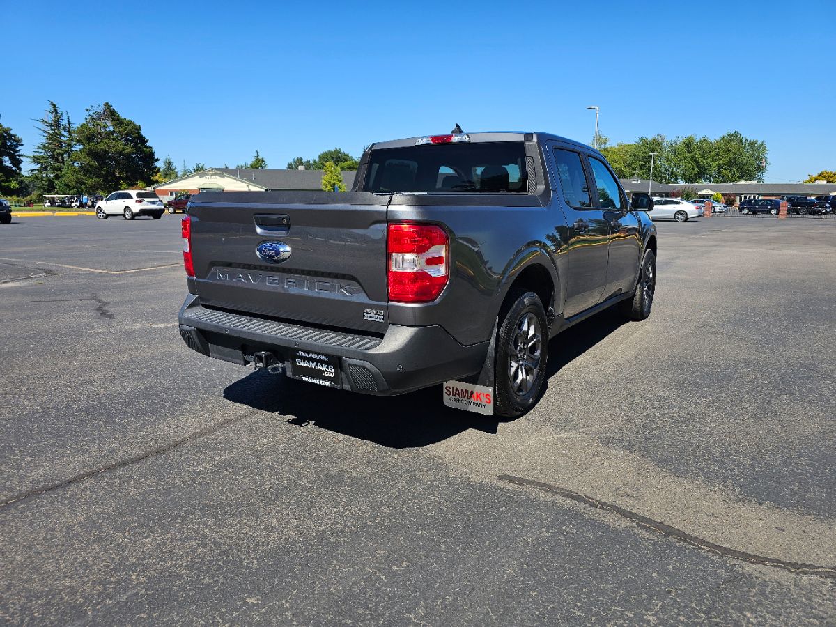 2024 Ford Maverick XLT photo 16