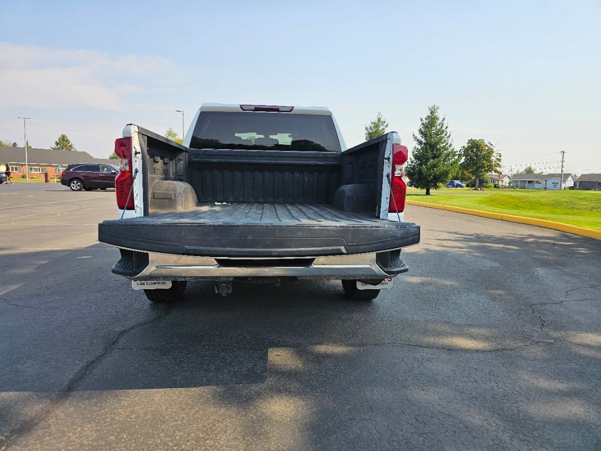 2020 Chevrolet Silverado 1500 LT photo 19