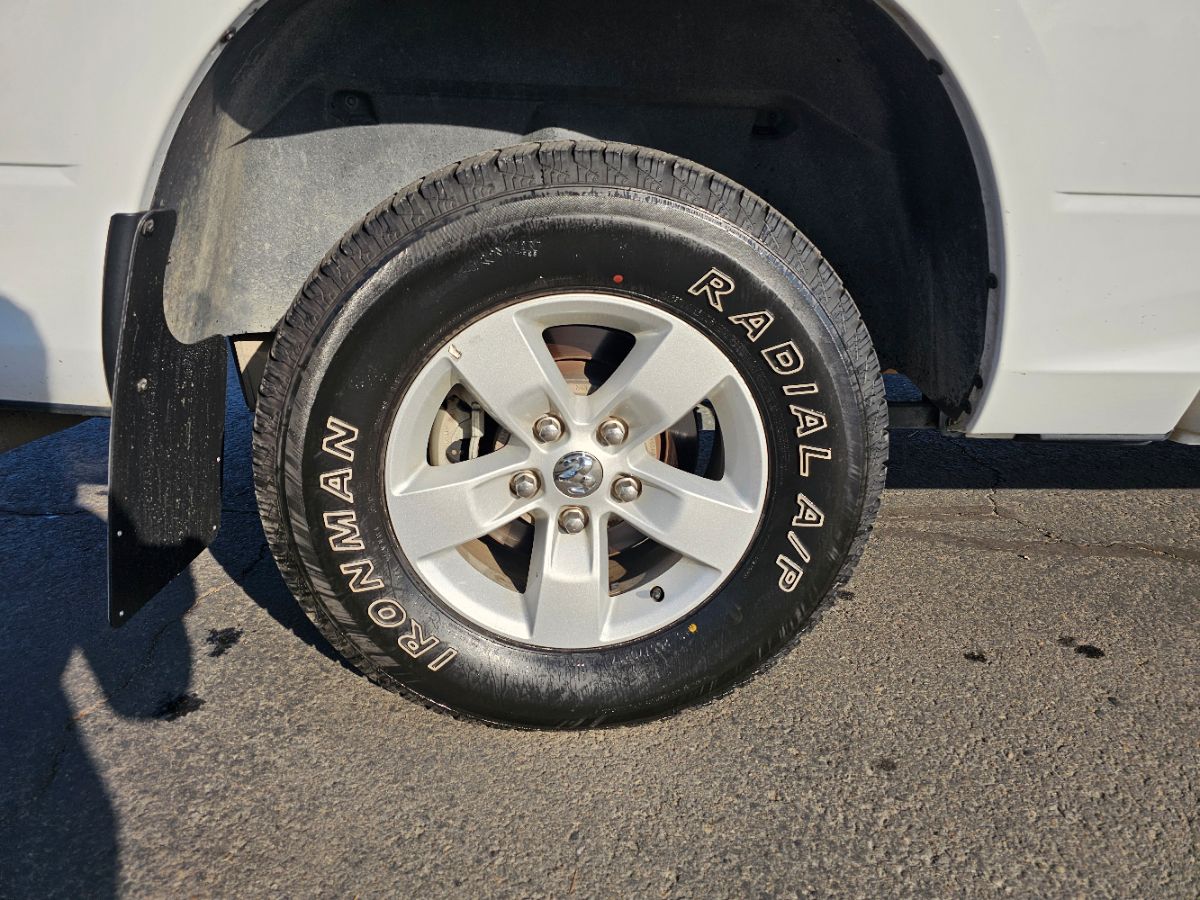 2023 Ram 1500 Classic SLT photo 11