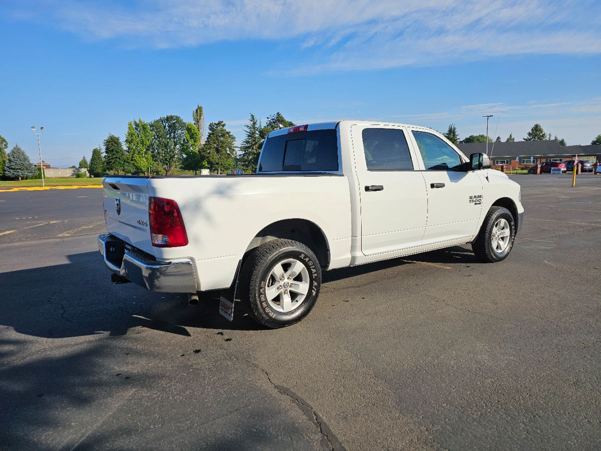 2023 Ram 1500 Classic SLT photo 12