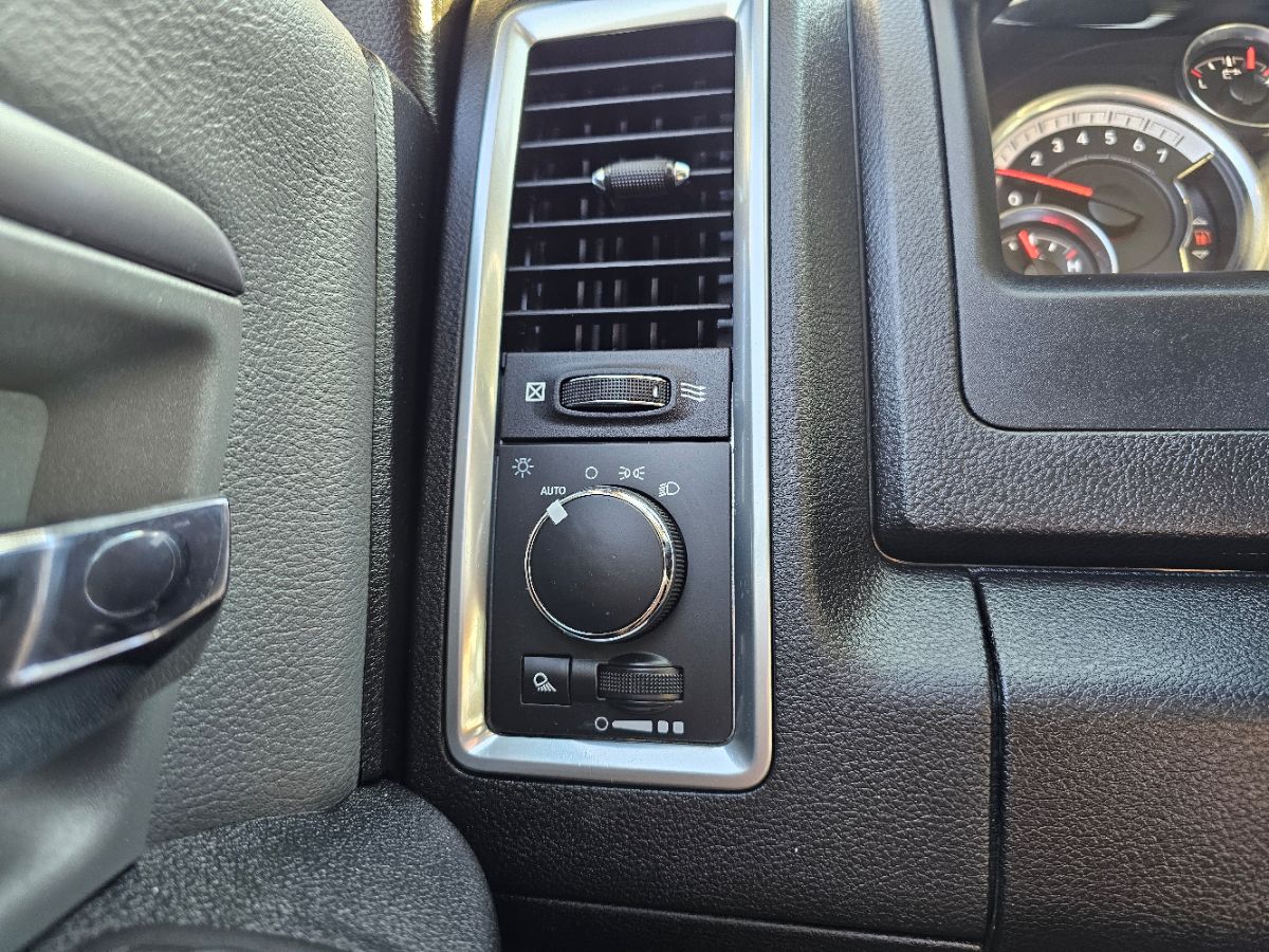 2023 Ram 1500 Classic SLT photo 25