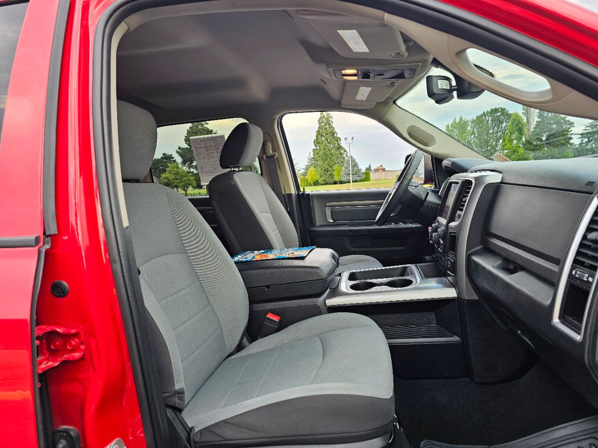 2023 Ram 1500 Classic SLT photo 6