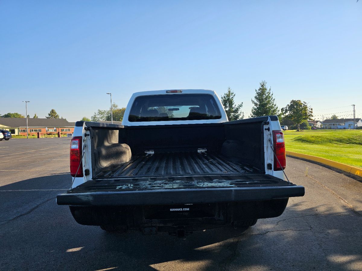 2009 Ford F-250 XL photo 16