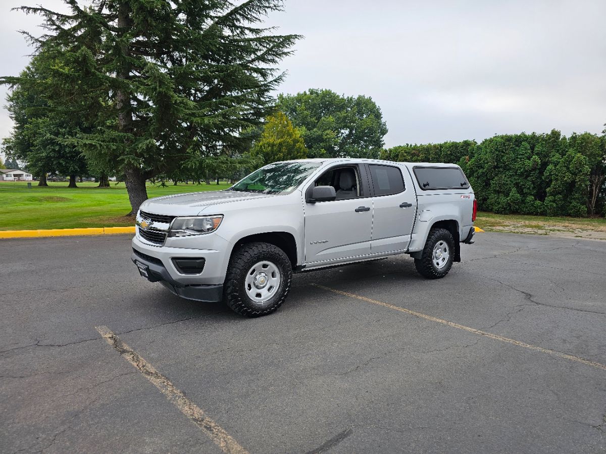 2015 Chevrolet Colorado photo 2