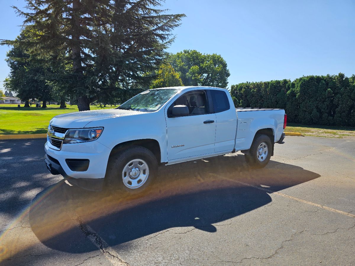 2016 Chevrolet Colorado Work Truck photo 2