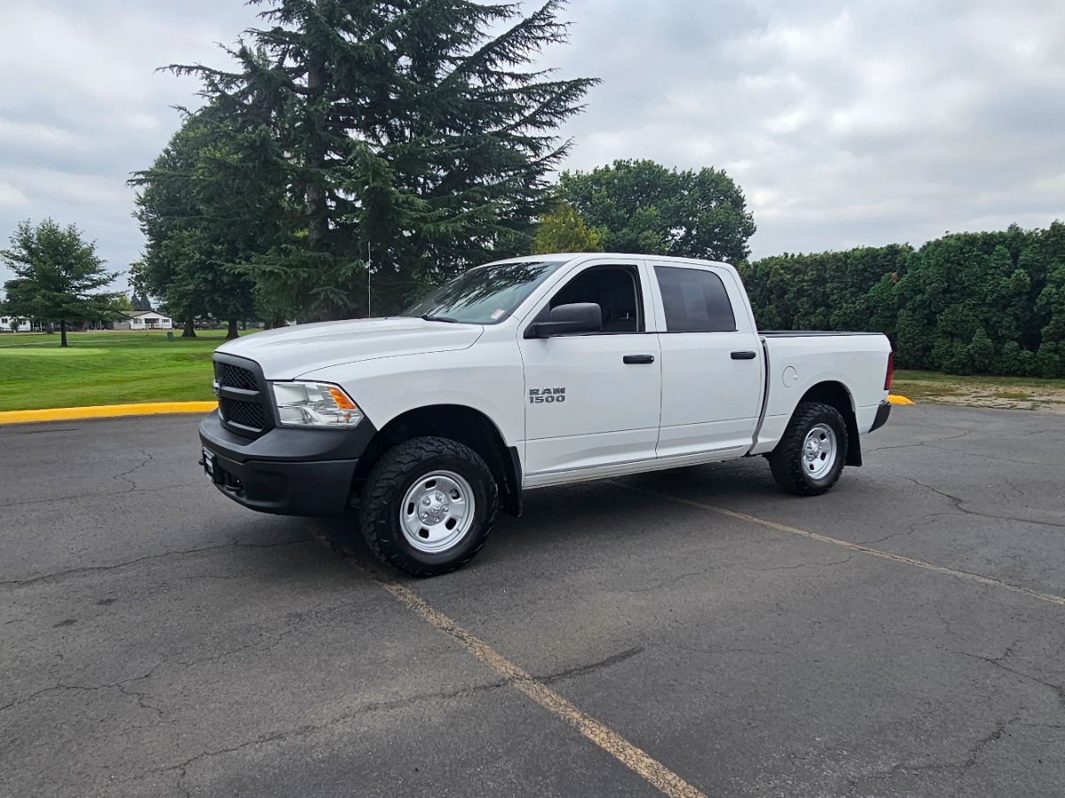 2017 Ram 1500 Tradesman photo 2