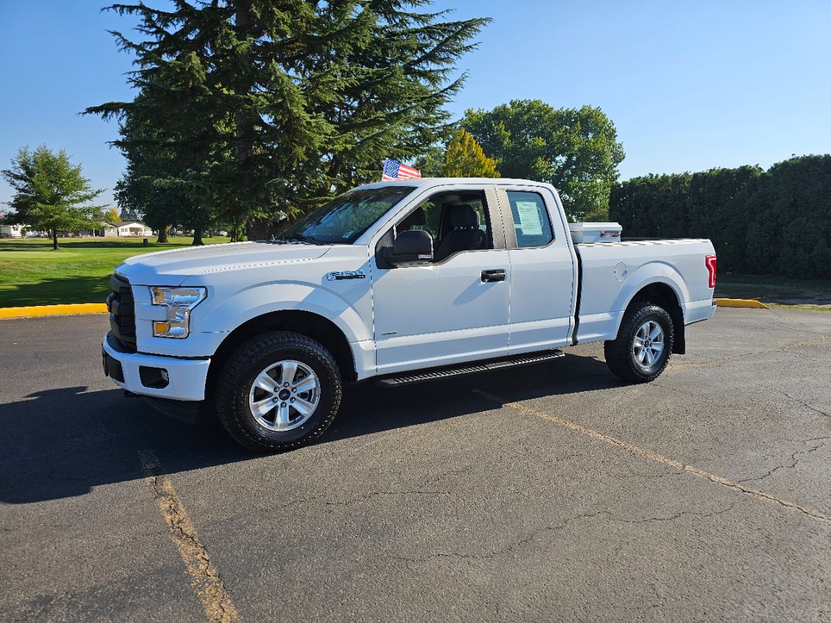 2017 Ford F-150 XL photo 3