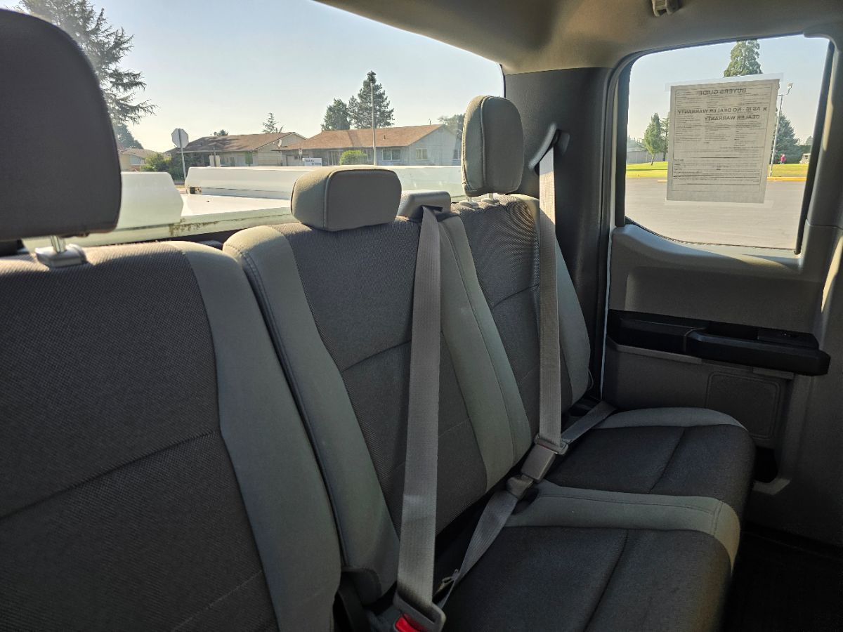2017 Ford F-150 XL photo 13