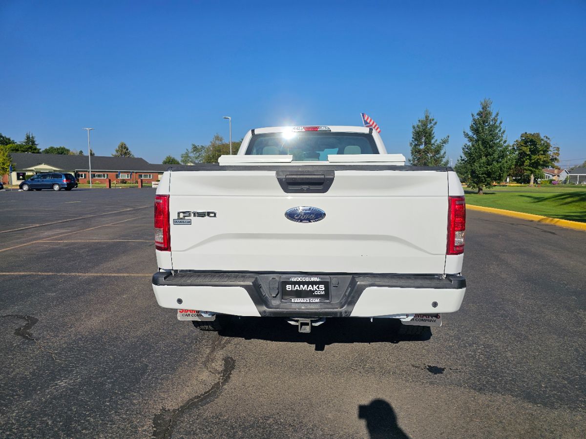 2017 Ford F-150 XL photo 16