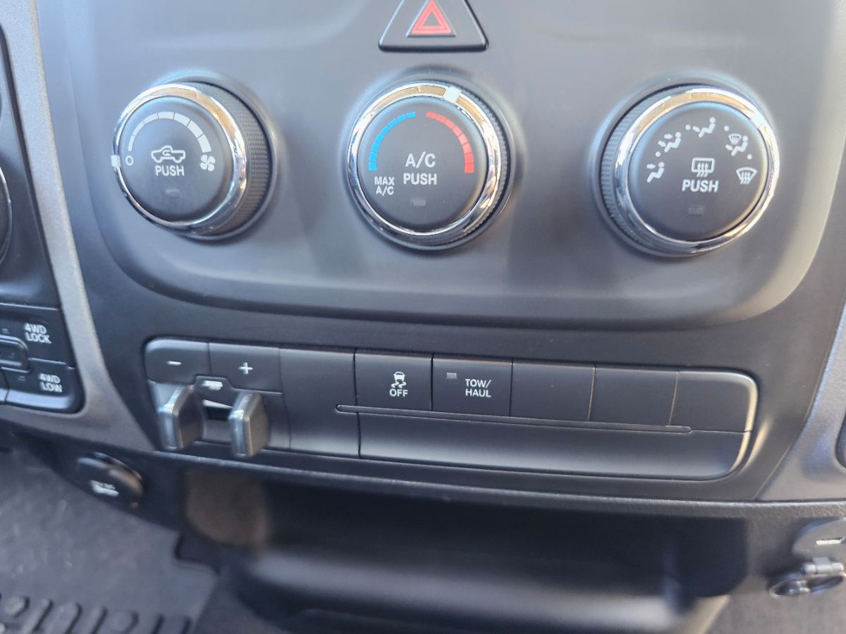 2020 Ram 1500 Classic Tradesman photo 9