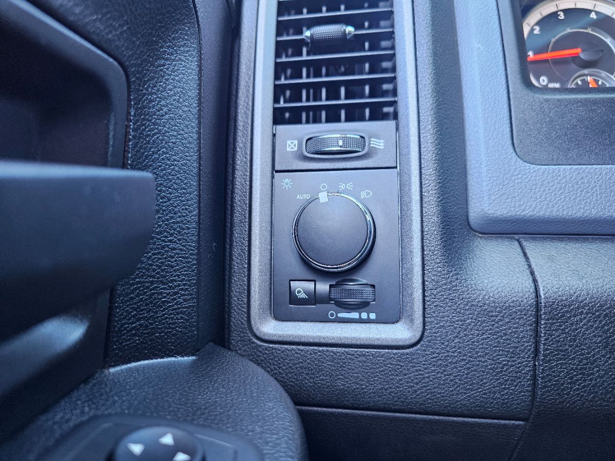 2020 Ram 1500 Classic Tradesman photo 25