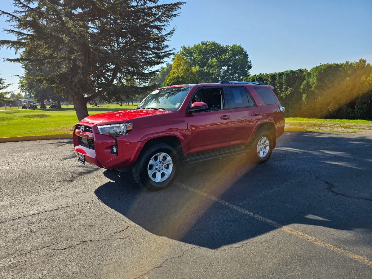 2024 Toyota 4Runner SR5 photo 2