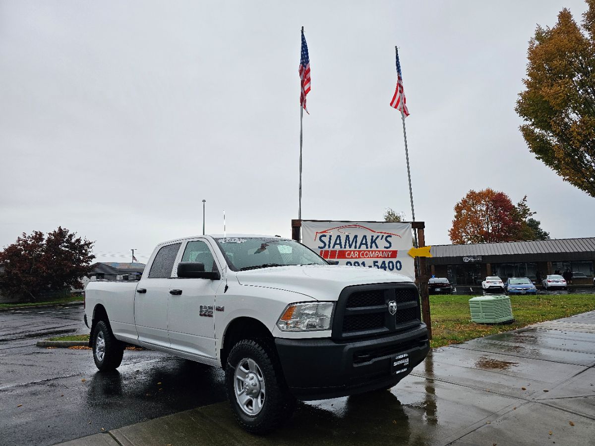 2015 RAM 2500 Tradesman 4X4 Crew Cab LWB's photo