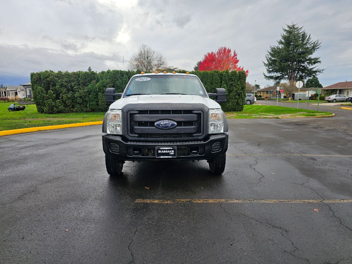 2015 Ford F-550 XL photo 3
