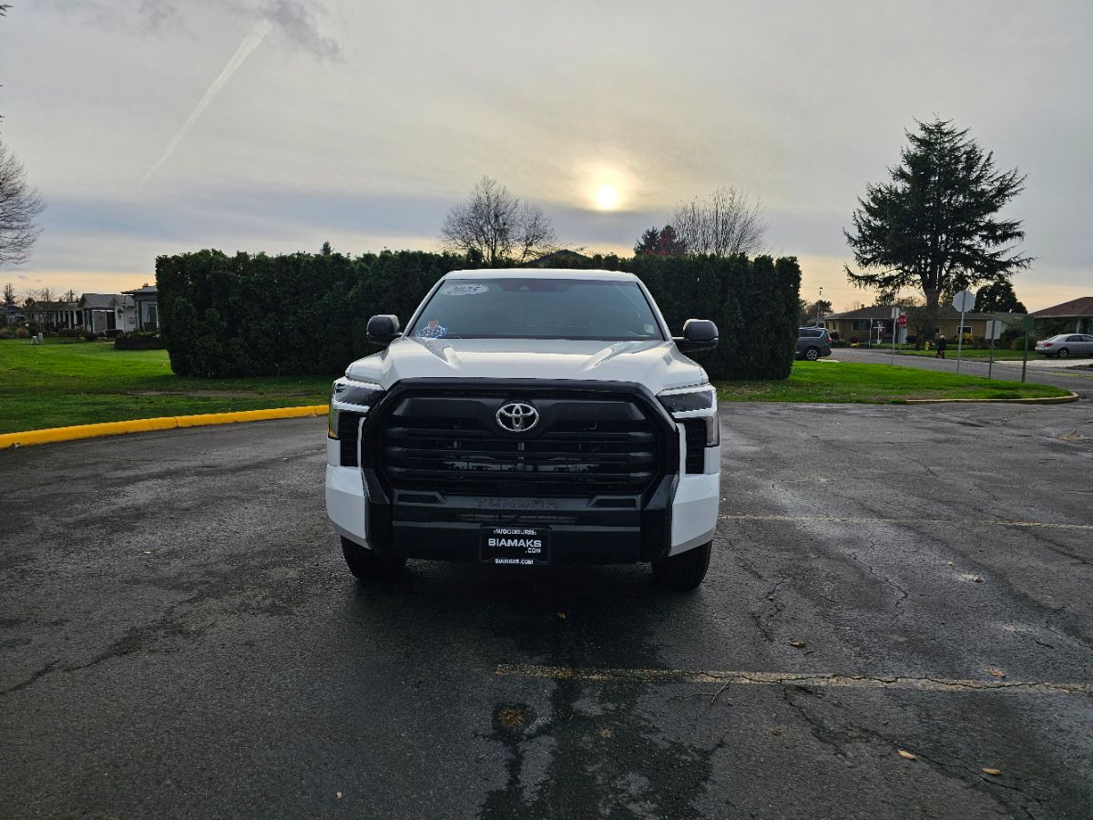 2025 Toyota Tundra SR Double Cab photo 3