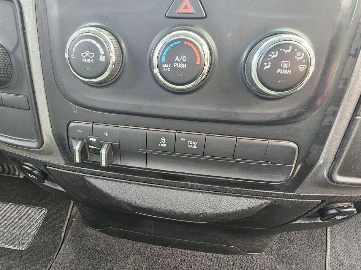 2015 RAM Ram 1500 Pickup Tradesman - Photo 11