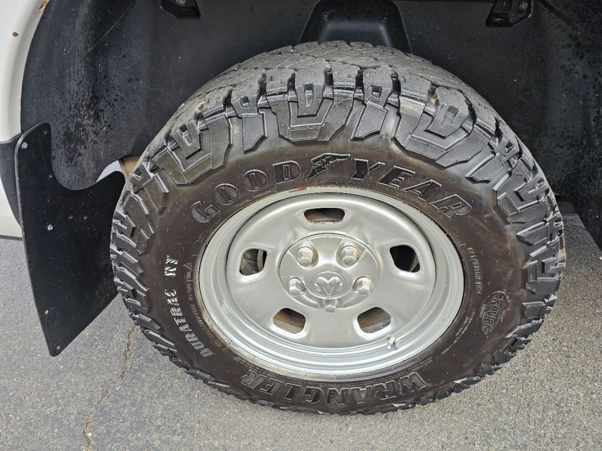 2015 RAM Ram 1500 Pickup Tradesman - Photo 16